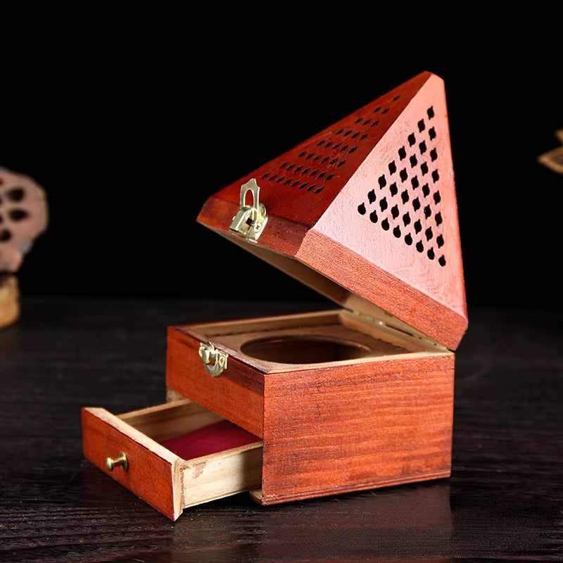 1 Pcs Antique Aromatherapy Box Sandalwood Pine Wood Hollow Home Incense Burner Creative Pyramid